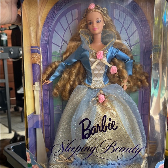 Barbie Enchanted Princess Doll in Blue and Gold - Picture 1 of 5
